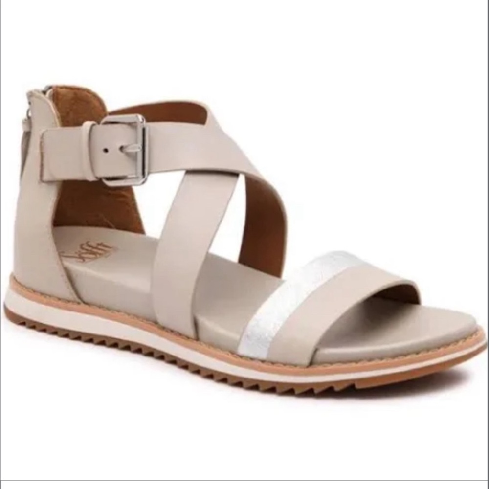 Sofft Forella Taupe Silver Metallic Leather Sandals Size 8 M